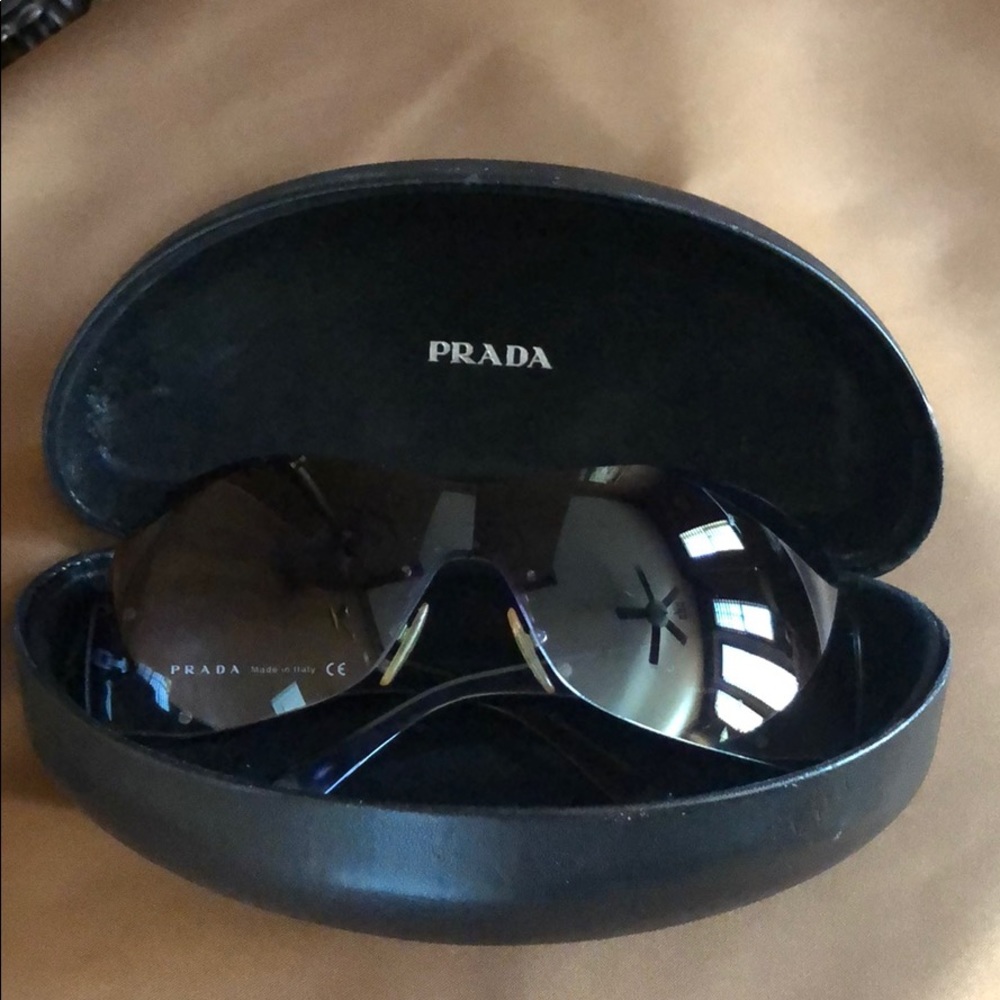 Prada Black Wrap Around Sunglasses w/Case & Card